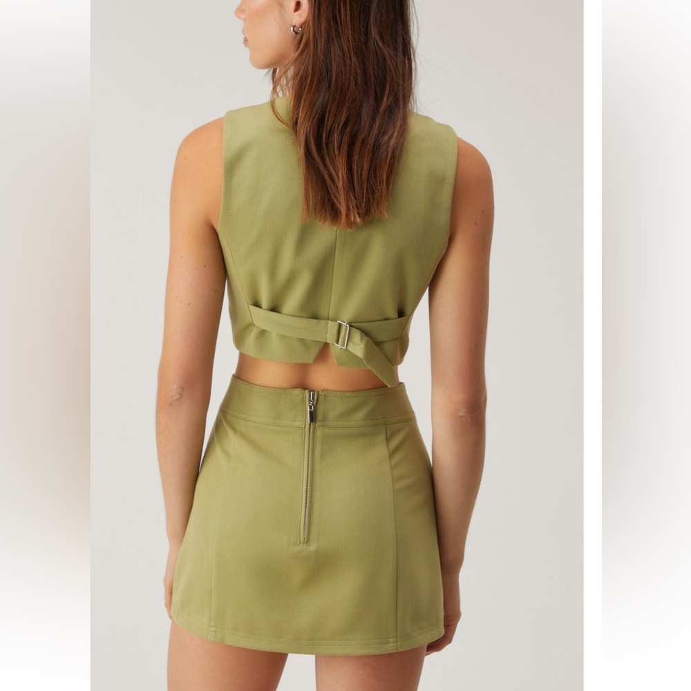 NWT NASTYGAL- Petite Tailored Mini Pelmet Skirt size 2 - Picture 4 of 4